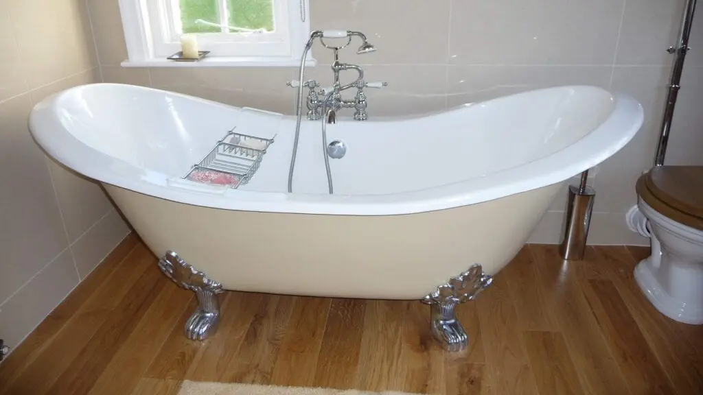 Free Standing Bath Installation