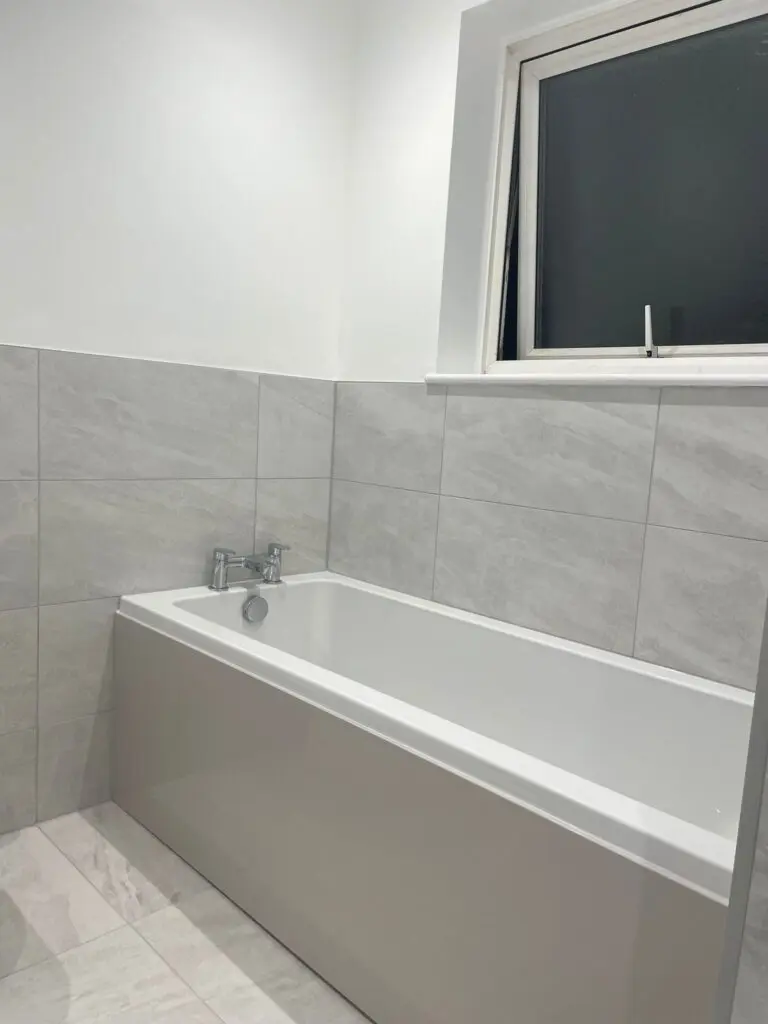 Eastbrook Bath and grey tiles