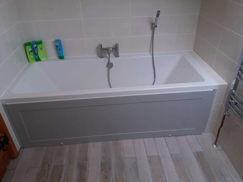 Double ended bath