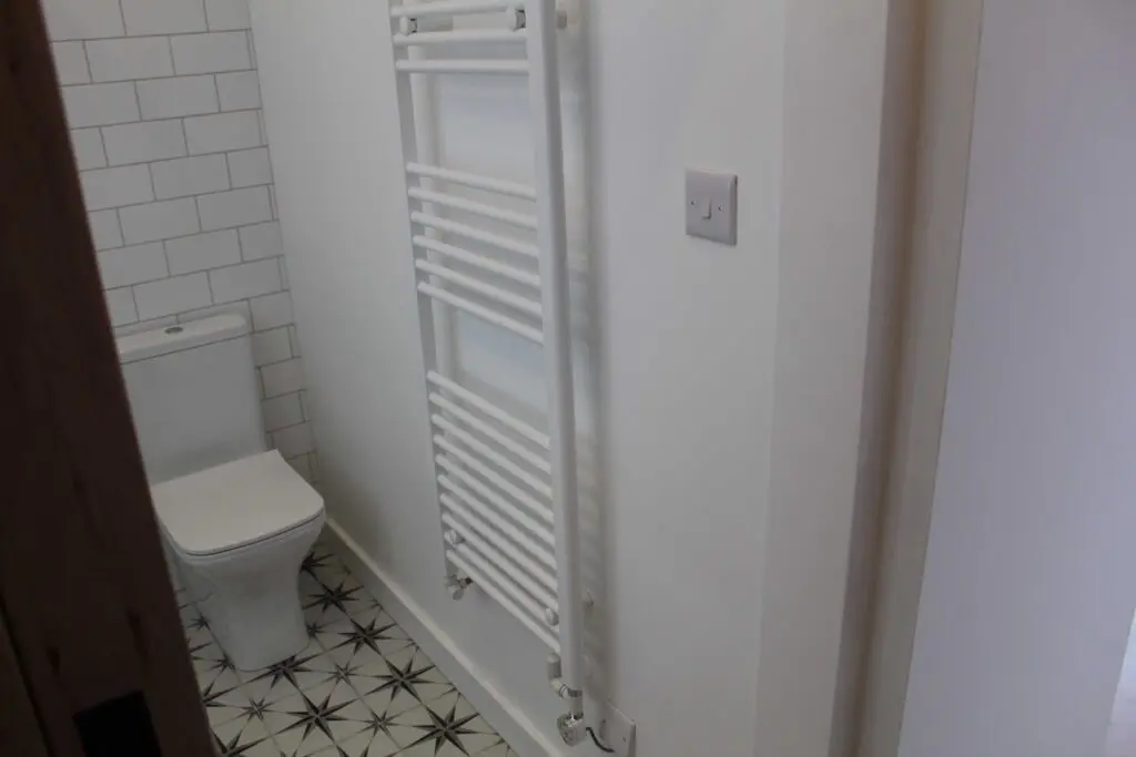 White towel rail