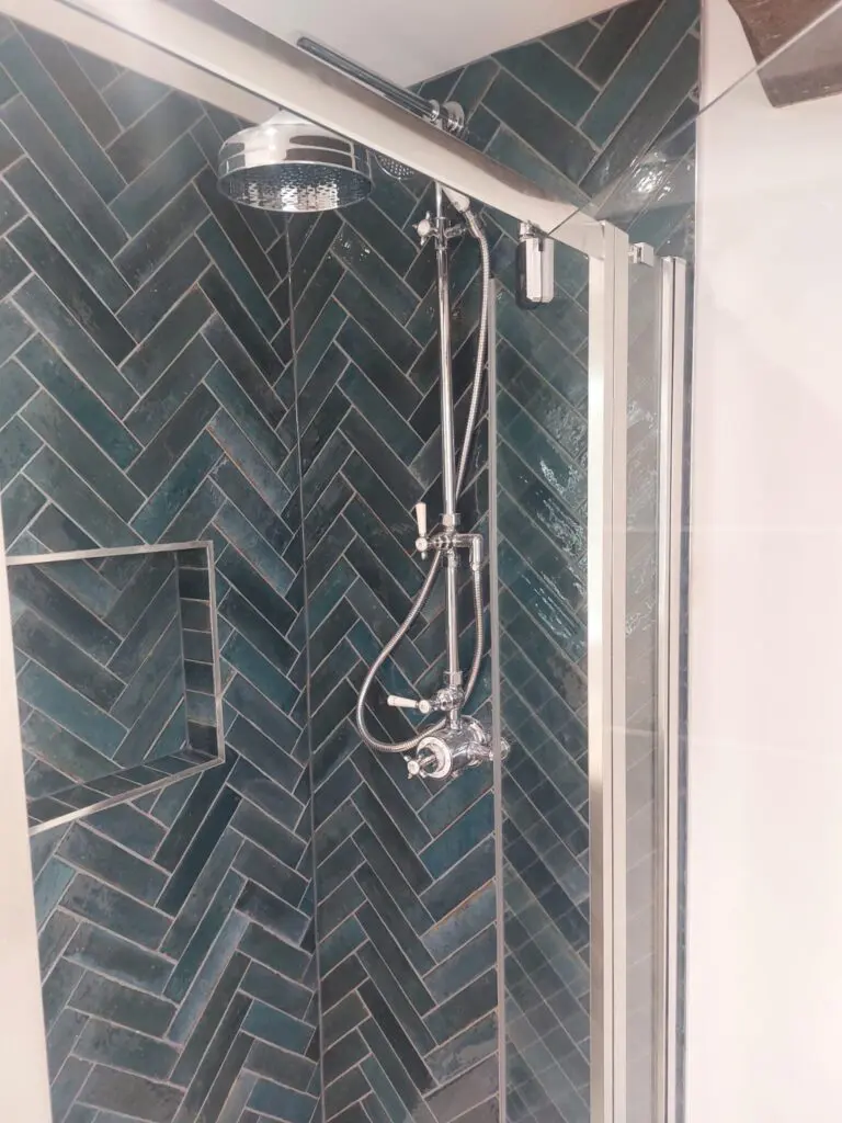 Traditional shower