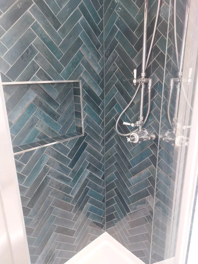 Traditional shower