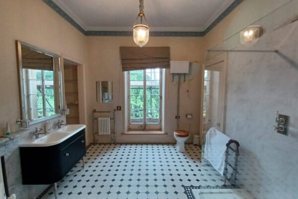 Burlington bathroom goods