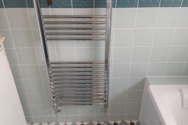 chrome towel rail