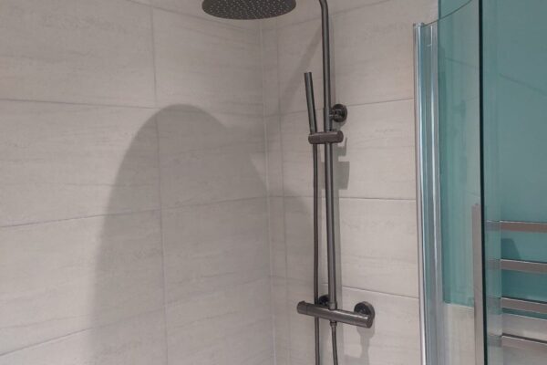 Aqualla Gun Metal dual shower